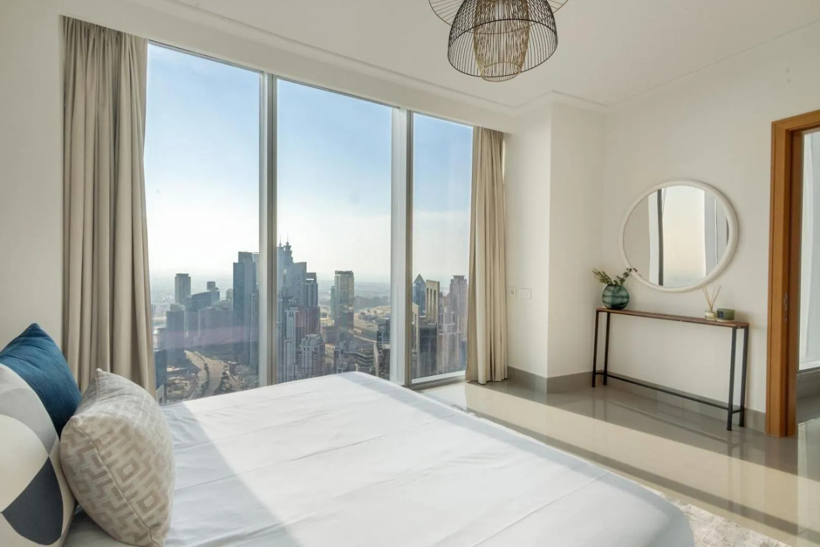 דירות דובאי Guestready - Above The Clouds At Opera Grand איחוד האמירויות הערביות